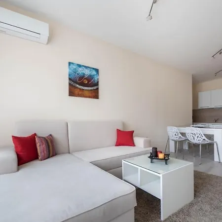 Lejlighed Stoyanov South Bay - *